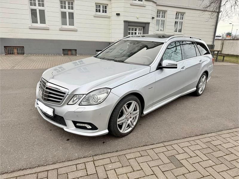 Gebraucht Mercedes E350 AMG 231 PS (169 kW) 2010 Silber Kombi