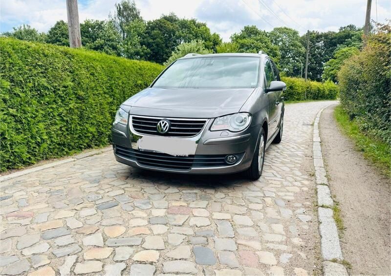 Grau Gebraucht 2007 VW Touran Highline Van / Kleinbus | 5.750 € (Fairer Preis) - Bild 1/4
