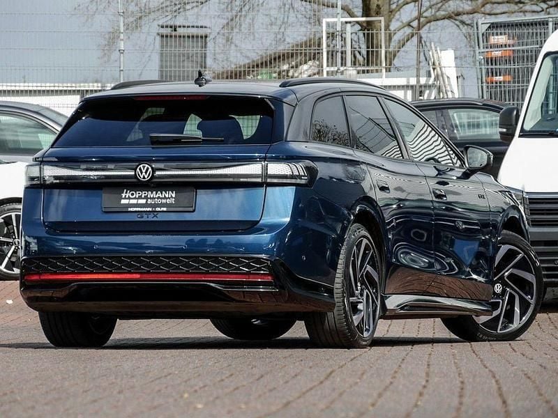 Gebraucht VW ID.7 GTX 250 kW (340 PS) 2025 Aquamarinblau metallic Kombi