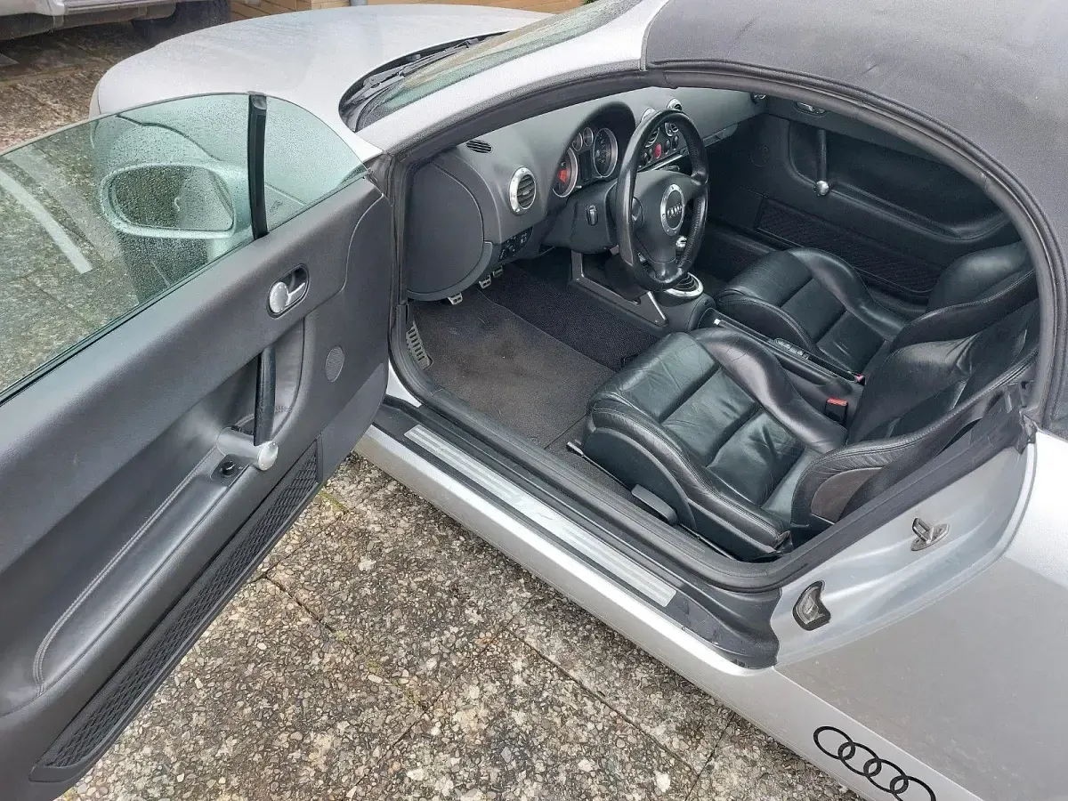 Gebraucht Audi TT Roadster Sport 150 PS (110 kW) 2003 Silber Cabrio