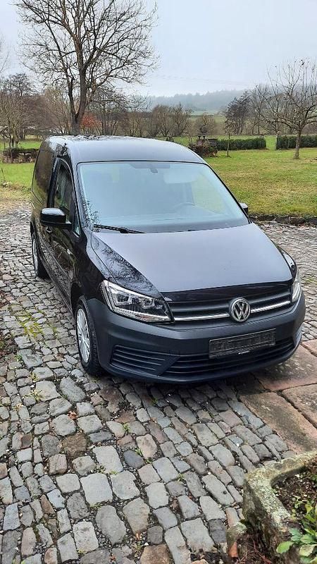 Schwarz Gebraucht 2016 VW Caddy Van / Kleinbus | 10.900 € (Fairer Preis) - Bild 1/4