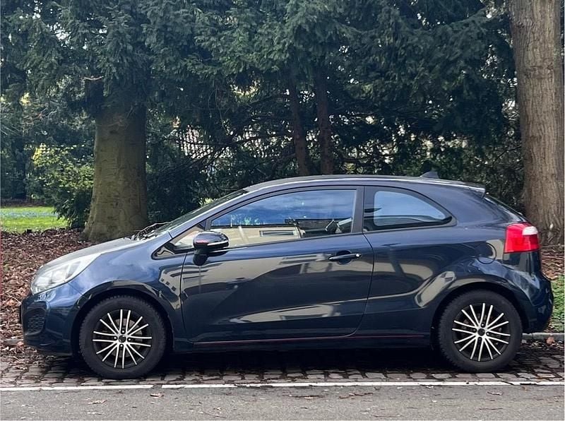 Gebraucht Kia Rio 86 PS (63 kW) 2012 Kleinwagen