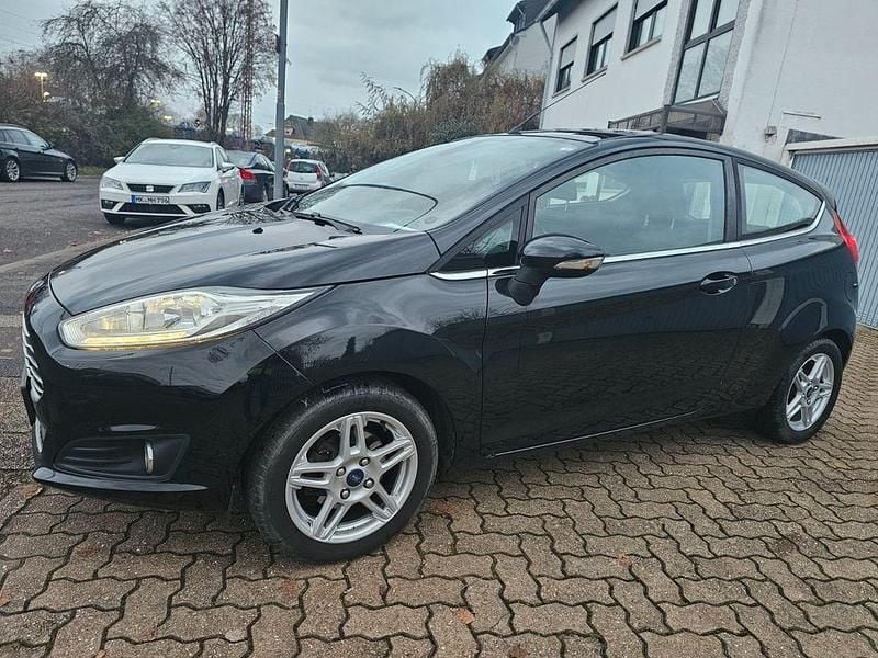 Schwarz Gebraucht 2014 Ford Fiesta Titanium Limousine | 3.500 € (Superpreis) - Bild 1/4