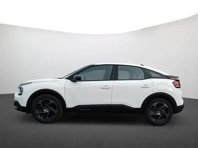 Gebraucht Citroën C4 Feel 131 PS (96 kW) 2024 Weiß SUV