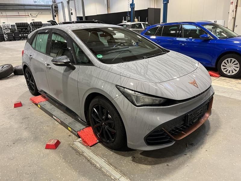 Gebraucht Cupra Born 150 kW (204 PS) 2023 Grau Kleinwagen