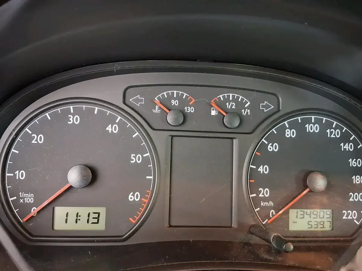 Gebraucht VW Polo 60 PS (44 kW) 2004 Schwarz Kleinwagen