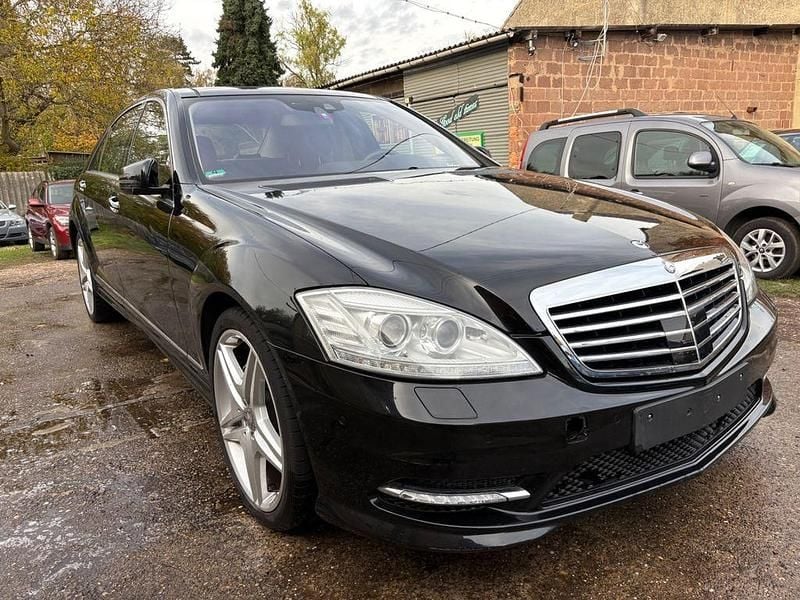 Schwarz Gebraucht 2012 Mercedes S500 Limousine | 8.900 € - Bild 1/4