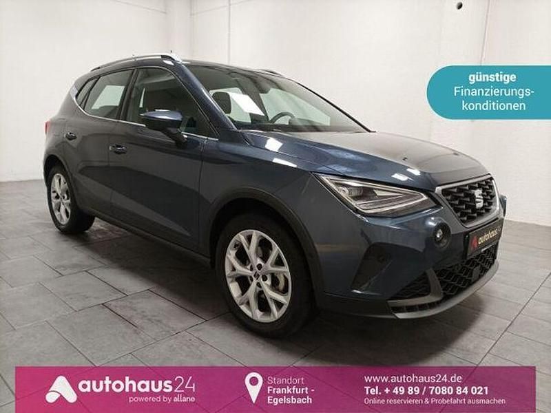 Grau Gebraucht 2023 Seat Arona FR SUV | 20.470 € (Fairer Preis) - Bild 1/4