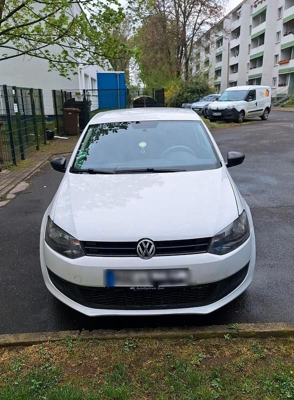 Weiß Gebraucht 2011 VW Polo Kleinwagen | 2.100 € (Superpreis) - Bild 1/4