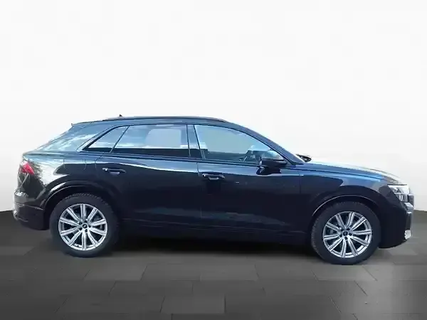 Usata Audi Q8 Ambiente 286 CV (210 kW) 2025 Nero SUV