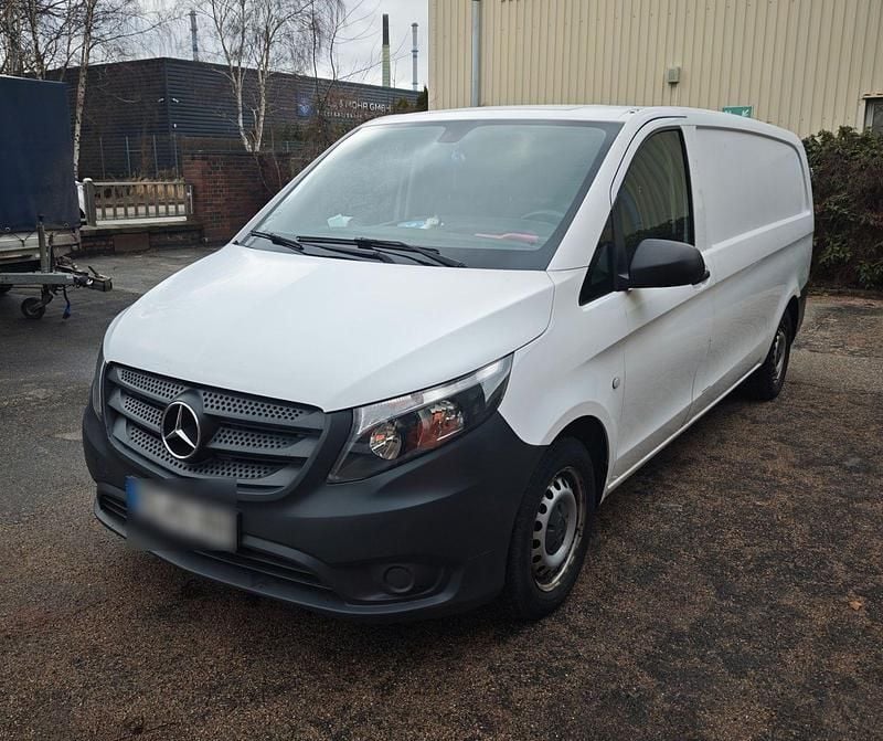 Gebraucht Mercedes Vito 163 PS (119 kW) 2018 Weiß Van