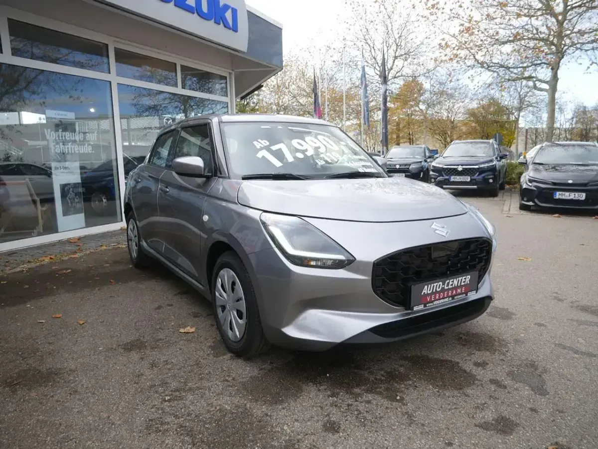Neu Suzuki Swift Club 83 PS (61 kW) 2026 Silber Kleinwagen