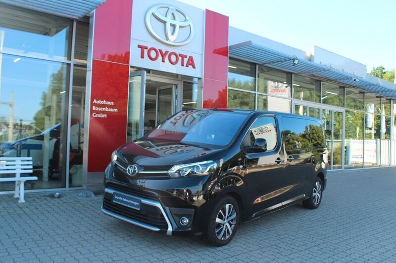 Schwarz Gebraucht 2020 Toyota Proace Verso Executive Kombi | 28.990 € (Superpreis) - Bild 1/3