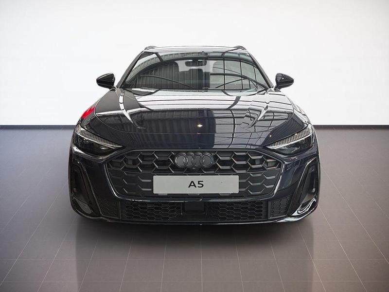Neu Audi A5 Ambiente 204 PS (150 kW) 2025 Firmamentblau Coupé