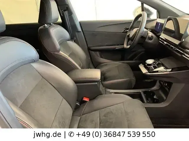 Gebraucht MG MG4 EV 319 kW (435 PS) 2023 Weiß metallic (metallic) Kleinwagen