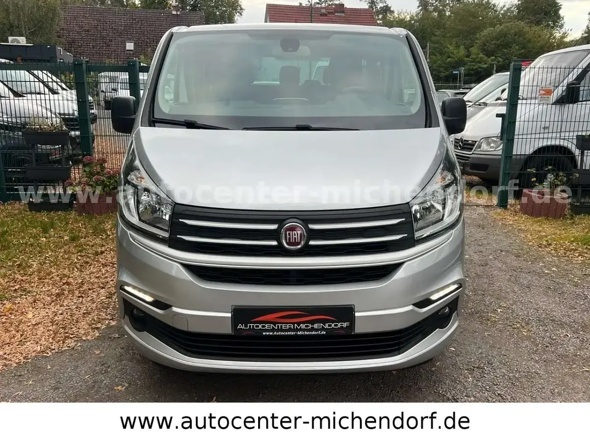 Gebraucht Fiat Talento Family 125 PS (91 kW) 2016 Silber Van / Kleinbus