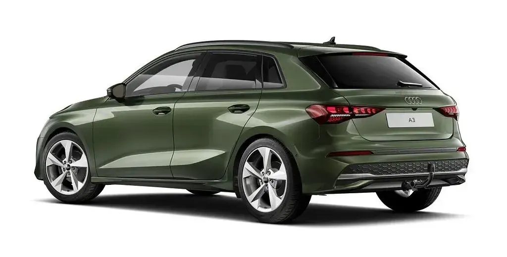Gebraucht Audi A3 Advanced 150 PS (110 kW) 2025 Distriktgrün Limousine