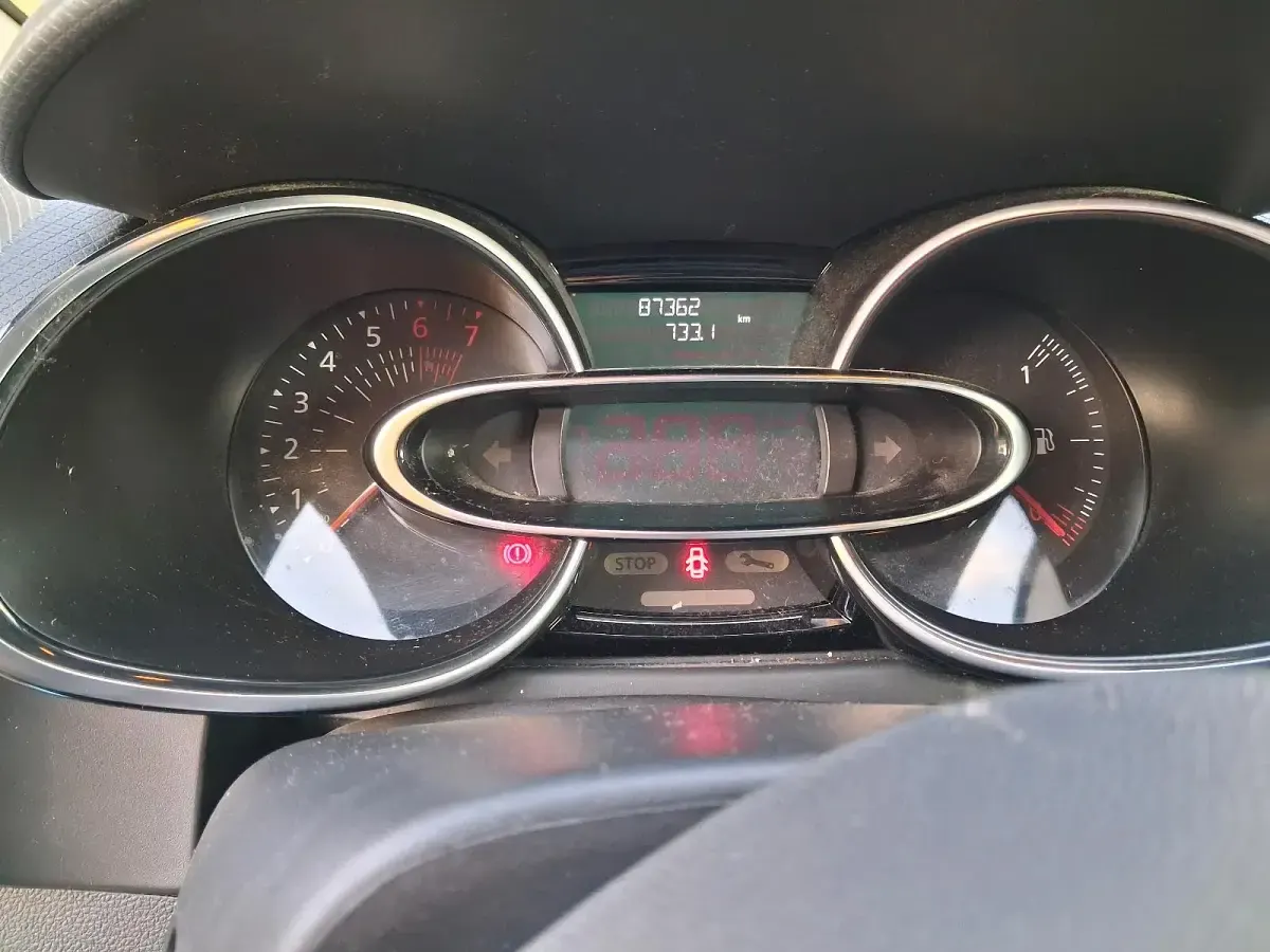 Gebraucht Renault Clio 90 PS (66 kW) 2019 Grau Kombi