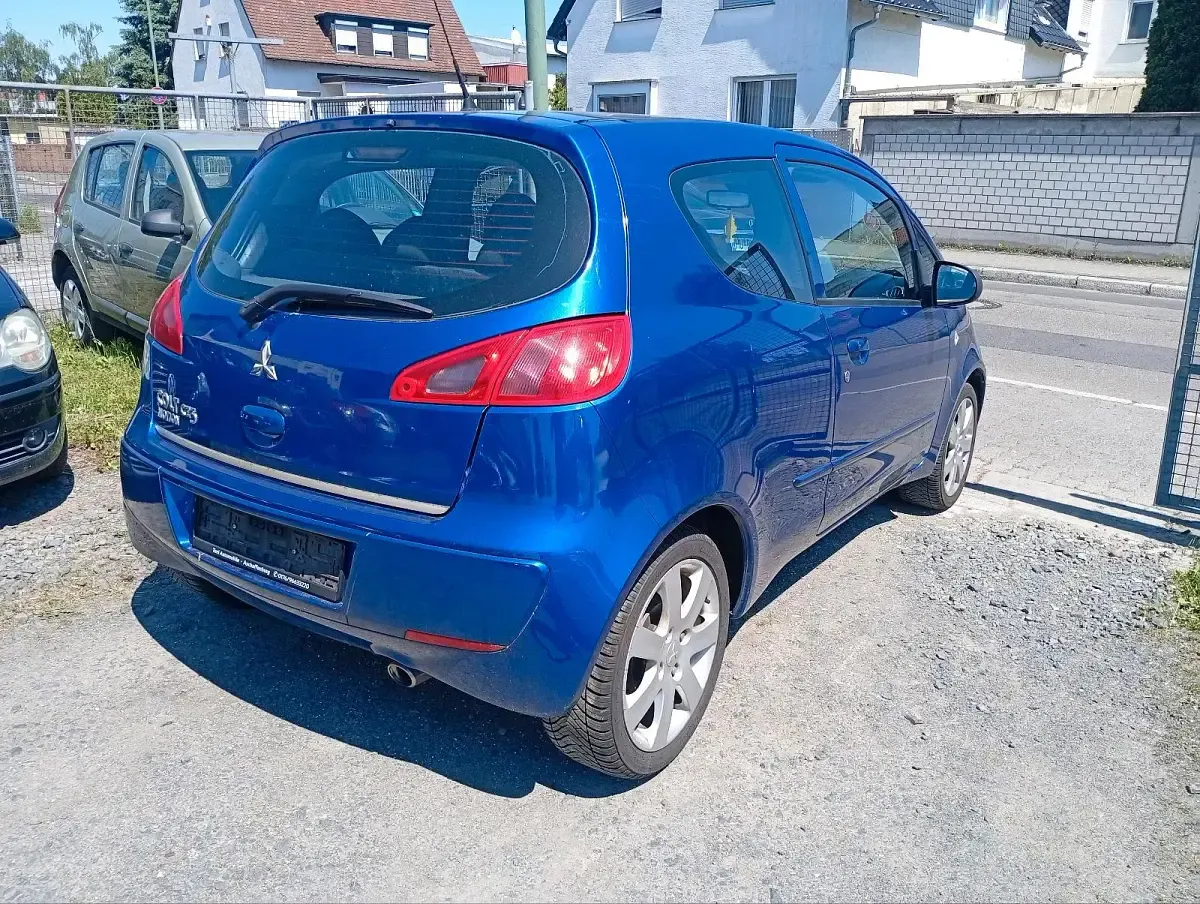 Gebraucht Mitsubishi Colt 95 PS (69 kW) 2006 Blau Kleinwagen