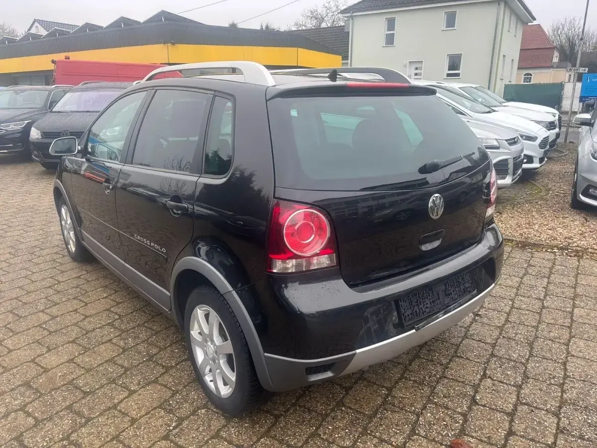 Second-hand VW Polo 80 CP (58 kW) 2008 Negru Hatchback