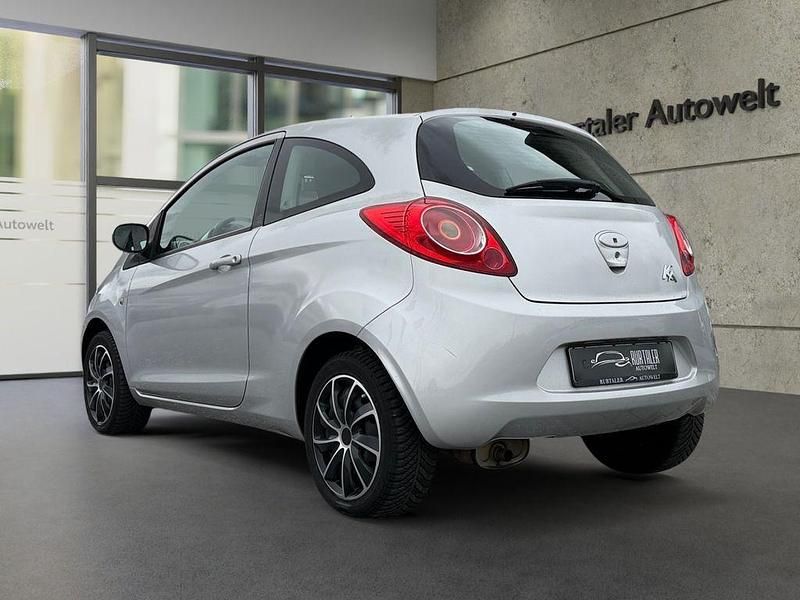 Gebraucht Ford Ka Titanium 69 PS (50 kW) 2009 Silber Kleinwagen