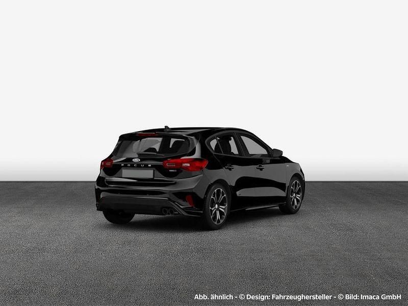 Neu Ford Focus Titanium 125 PS (91 kW) 2026 Schwarz Limousine