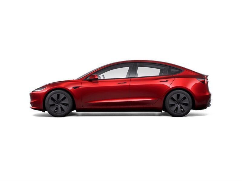 Uusi Tesla Model 3 RWD 235 kW (320 HP) 2025 Punainen Sedan