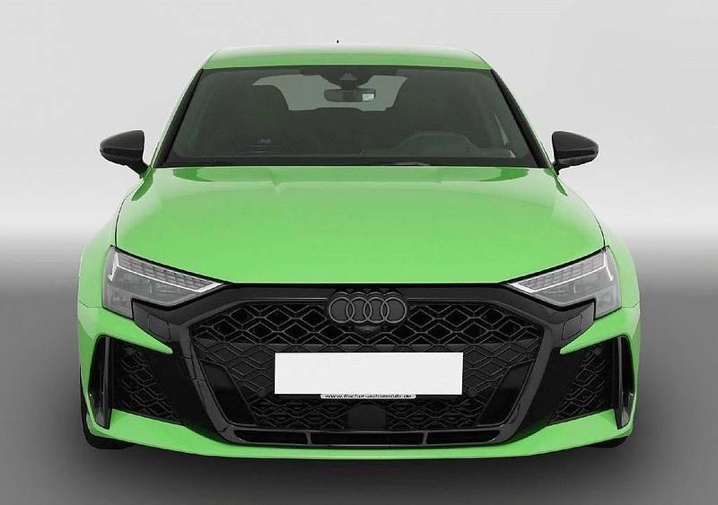 Gebraucht Audi RS3 400 PS (294 kW) 2024 Grün Limousine