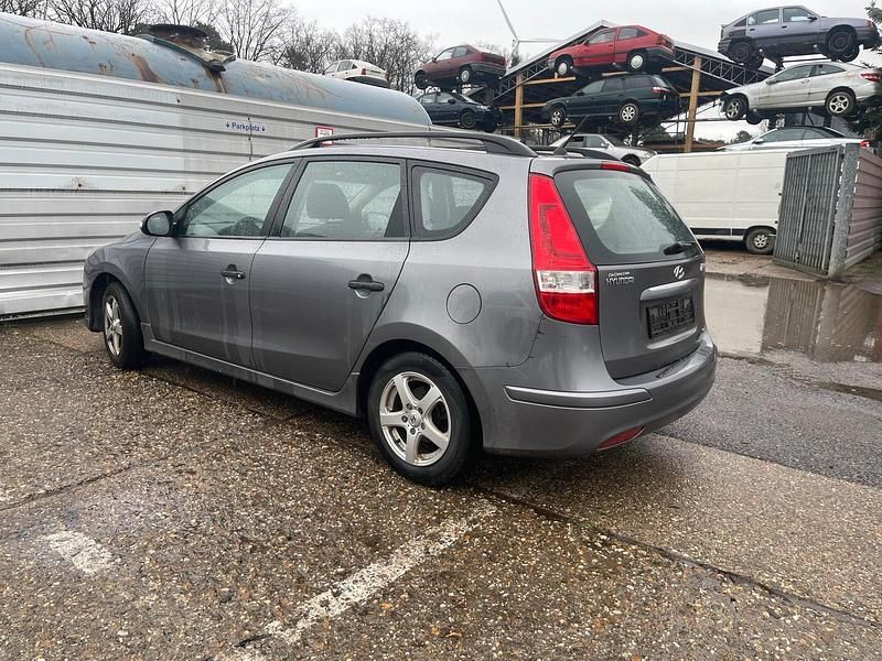 Gebraucht Hyundai i30 90 PS (66 kW) 2012 Kombi