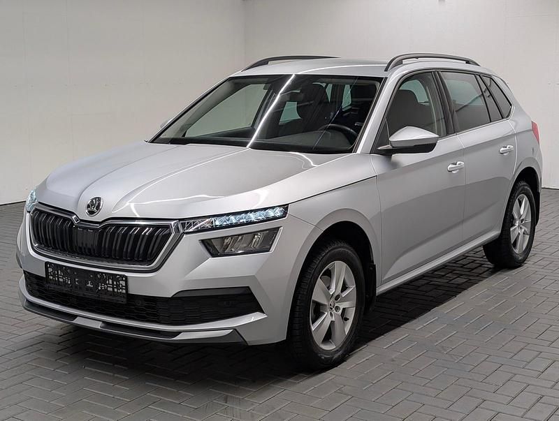 Gebraucht Skoda Kamiq 110 PS (80 kW) 2024 Brilliantsilbermet. SUV