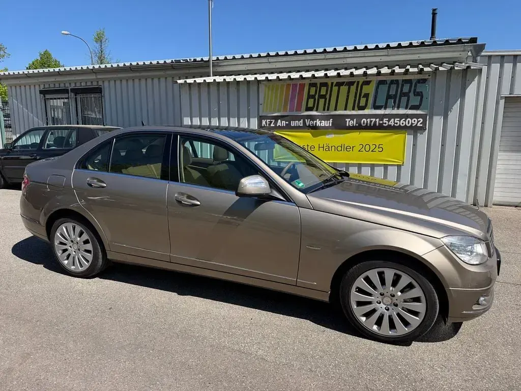 Gebraucht Mercedes C320 Elegance 224 PS (164 kW) 2008 Beige Limousine