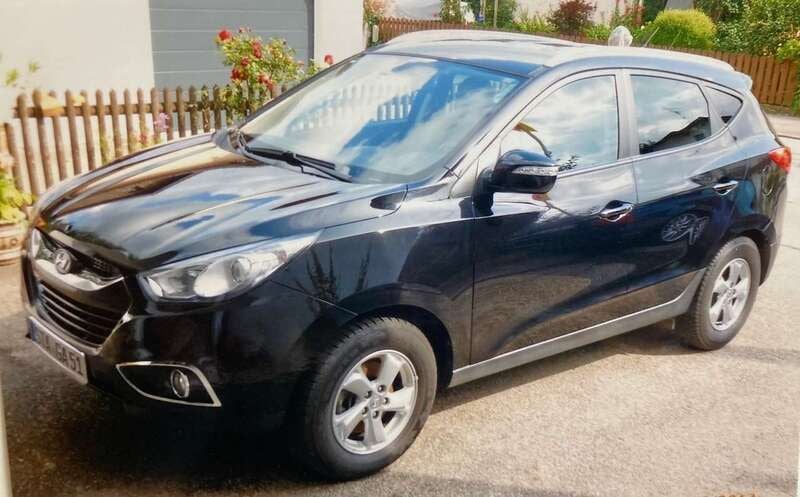 Schwarz Gebraucht 2013 Hyundai ix35 Style SUV | 7.900 € (Guter Preis) - Bild 1/3