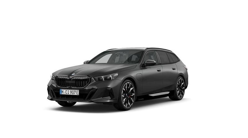 Neu BMW 550e Comfort Edition 313 PS (230 kW) 2025 Kombi