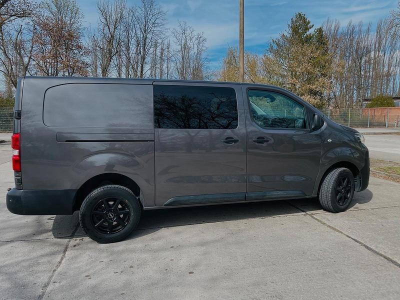 Gebraucht Toyota Proace 122 PS (89 kW) 2021 Schwarz Van / Kleinbus