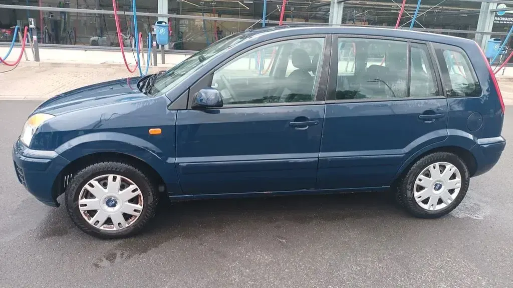 Gebraucht Ford Fusion 75 PS (55 kW) 2009 Blau Kleinwagen