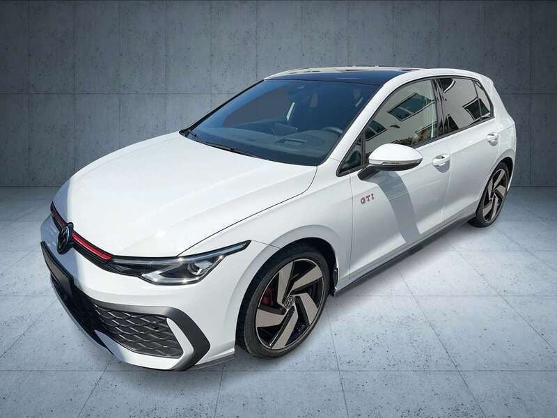 Pure white Gebraucht 2024 VW Golf VIII GTI Limousine | 40.880 € (Guter Preis) - Bild 1/4