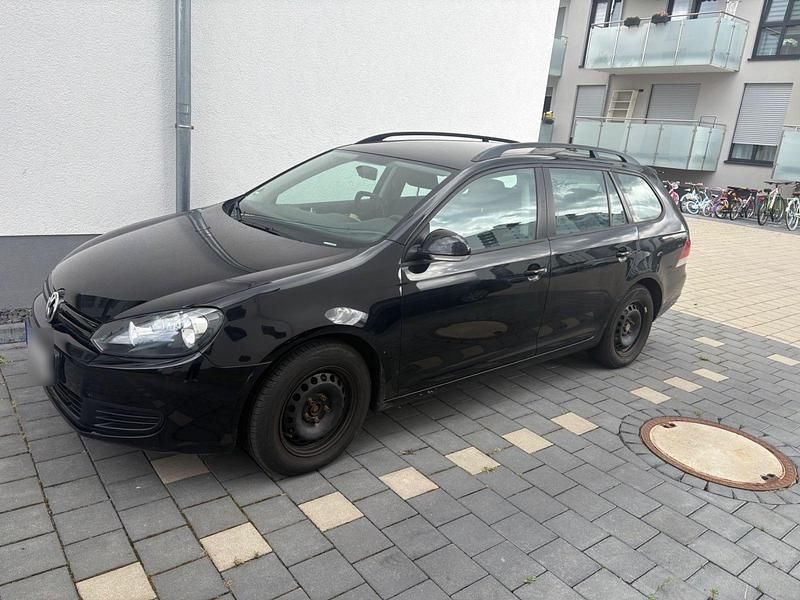 Gebraucht VW Golf VI Trendline 105 PS (77 kW) 2011 Schwarz Kleinwagen