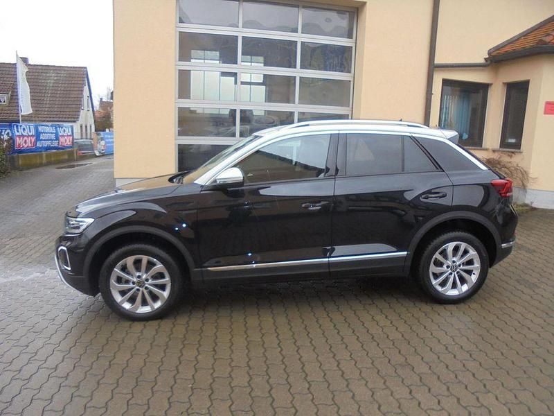 Gebraucht VW T-Roc Style 150 PS (110 kW) 2024 Grau SUV
