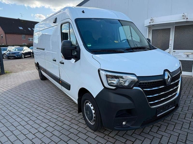 Second-hand Renault Master 179 CP (131 kW) 2020 Alb Monovolum