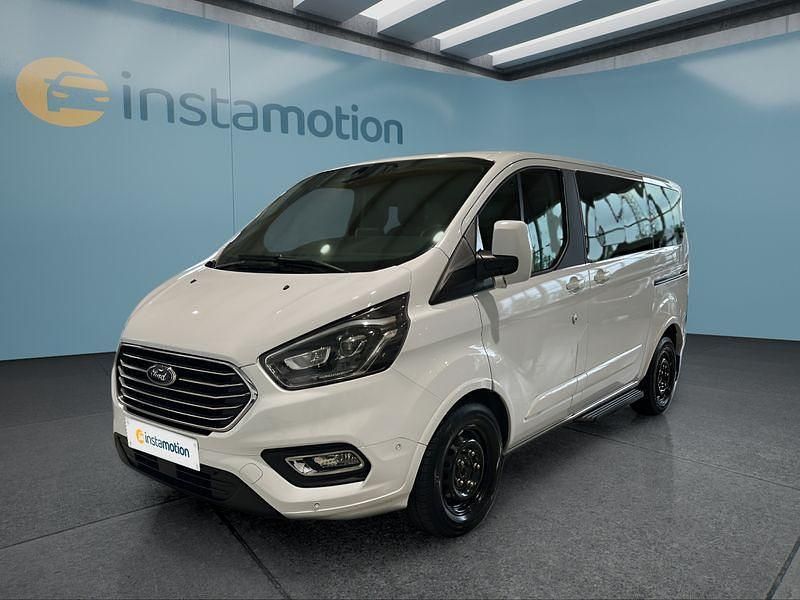 Weiß Gebraucht 2023 Ford Tourneo Custom Van / Kleinbus | 44.849 € - Bild 1/4