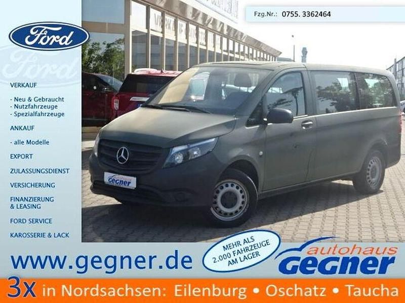Granitgrün Gebraucht 2017 Mercedes Vito Van | 34.790 € (Teuer) - Bild 1/4