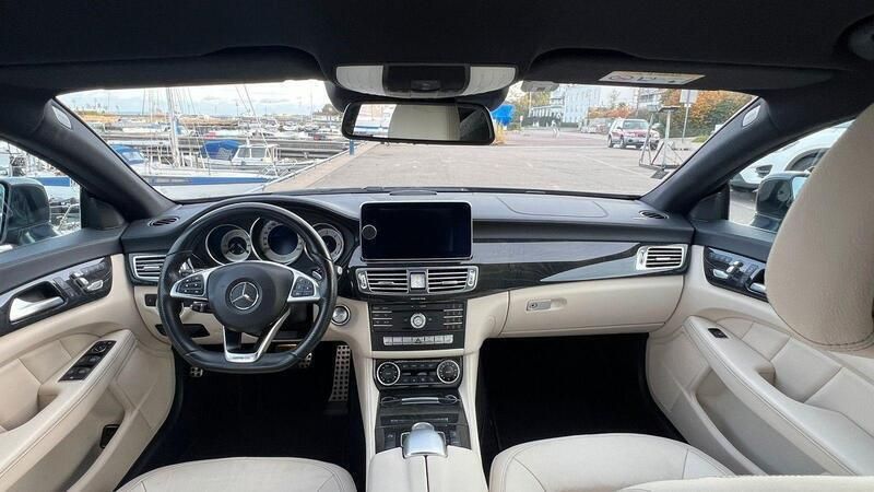 Schwarz Gebraucht 2015 Mercedes CLS220 Coupé | 15.588 € - Bild 1/4