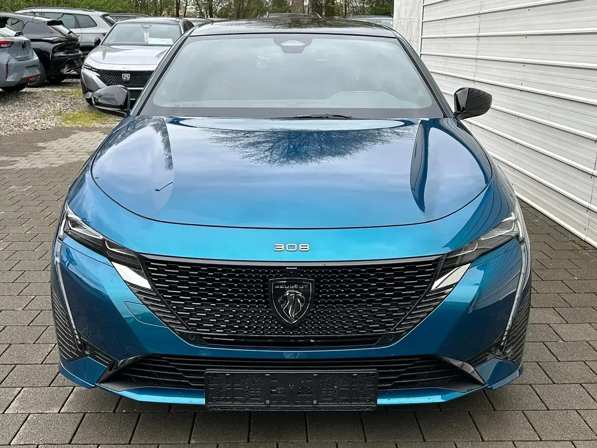 Neu Peugeot 308 GT 145 PS (106 kW) 2025 Obsession blau Limousine