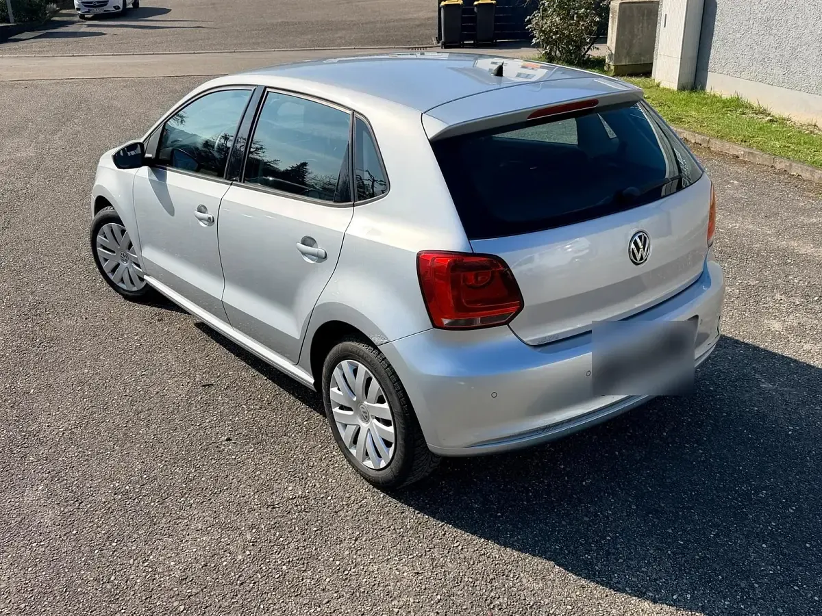 Usata VW Polo 69 CV (50 kW) 2010 Argento Utilitaria