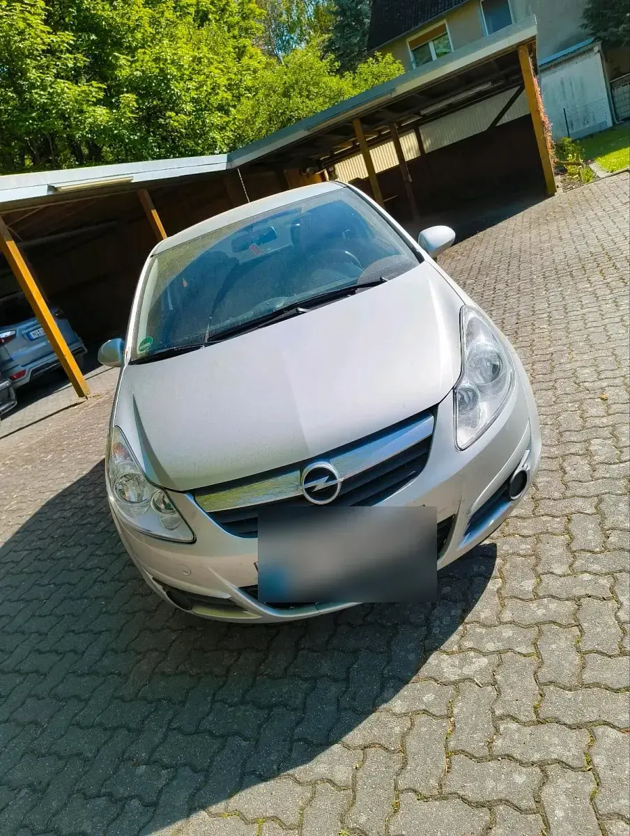 Usata Opel Corsa 55 CV (40 kW) 2009 Argento Utilitaria