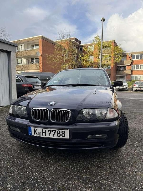 Usata BMW 320 170 CV (125 kW) 2000 Blu Berlina