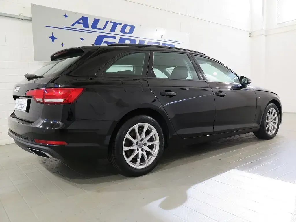 Używany Audi A4 Basis 190 KM (139 kW) 2019 Czarny Kombi