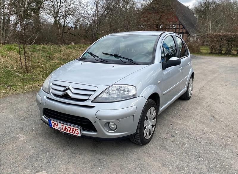 Grau Gebraucht 2008 Citroën C3 Kleinwagen | 850 € (Superpreis) - Bild 1/4
