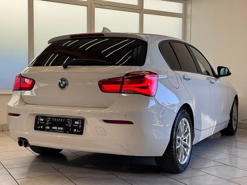 Gebraucht BMW 120 Advantage 190 PS (139 kW) 2017 Weiß Kleinwagen