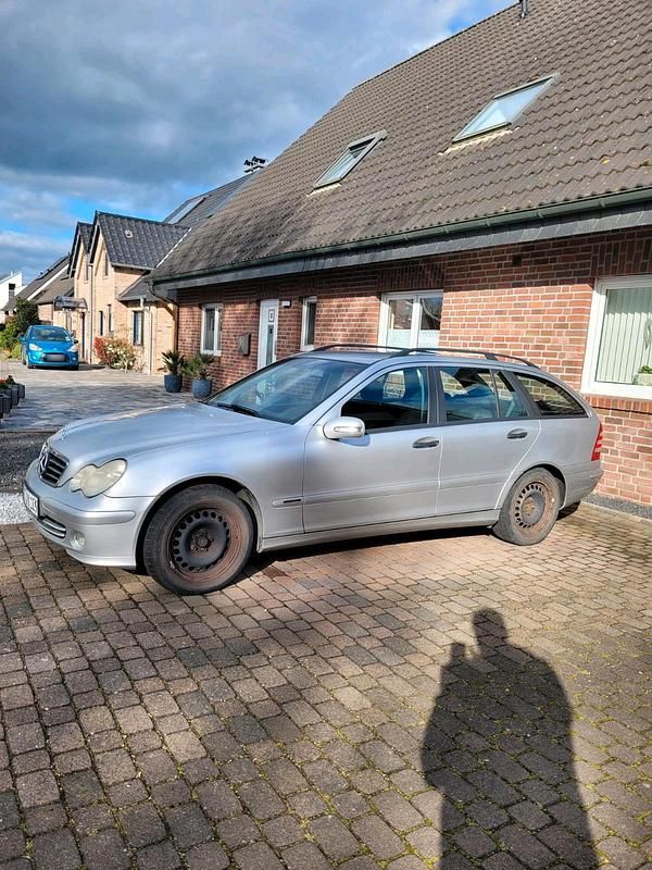 Gebraucht Mercedes C180 142 PS (104 kW) 2004 Silber Kombi